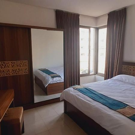 Furnished Apartments Near Mcdonald'S Al-Madina Al-Monawara St Амман Экстерьер фото